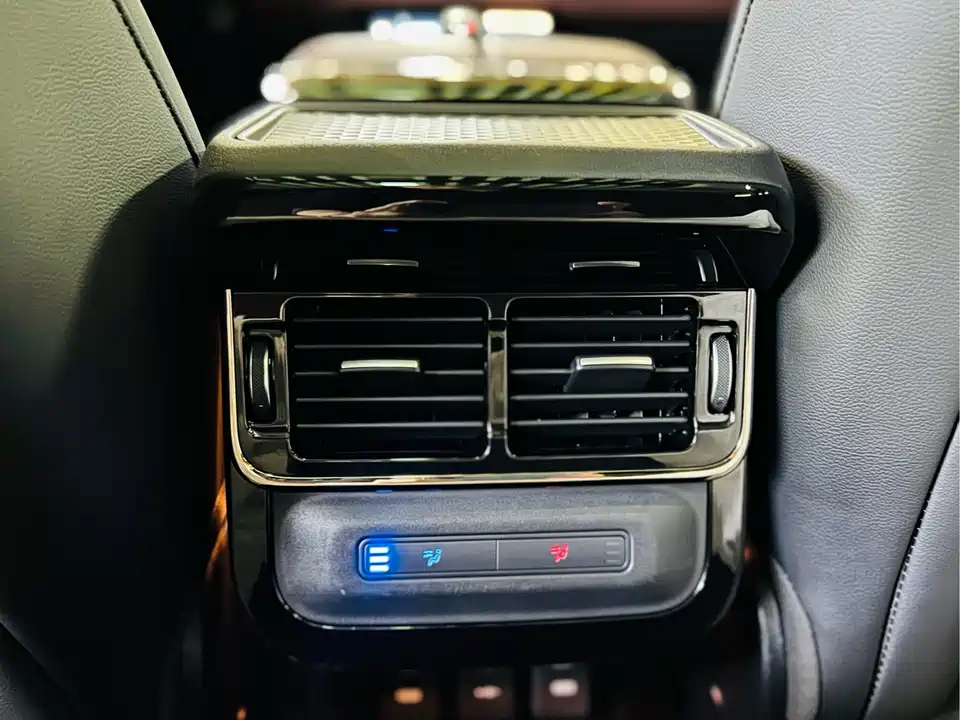 Land Rover Range Rover Aurora