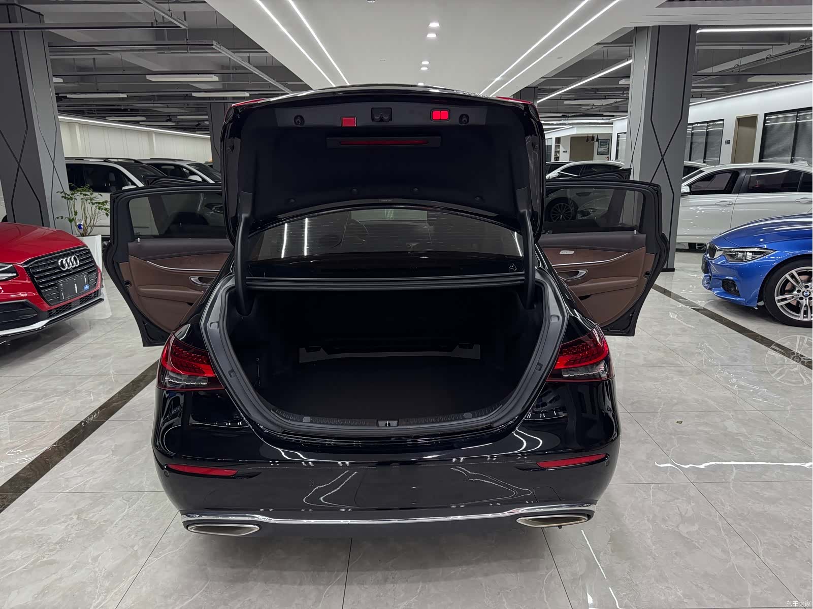 Mercedes-Benz E-Class, 2021 19