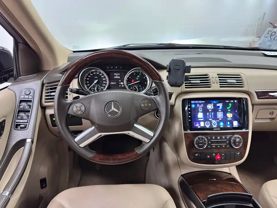 Mercedes-Benz R-class