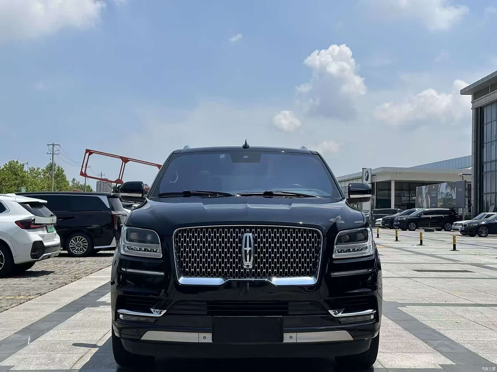 Lincoln Navigator, 2019 2