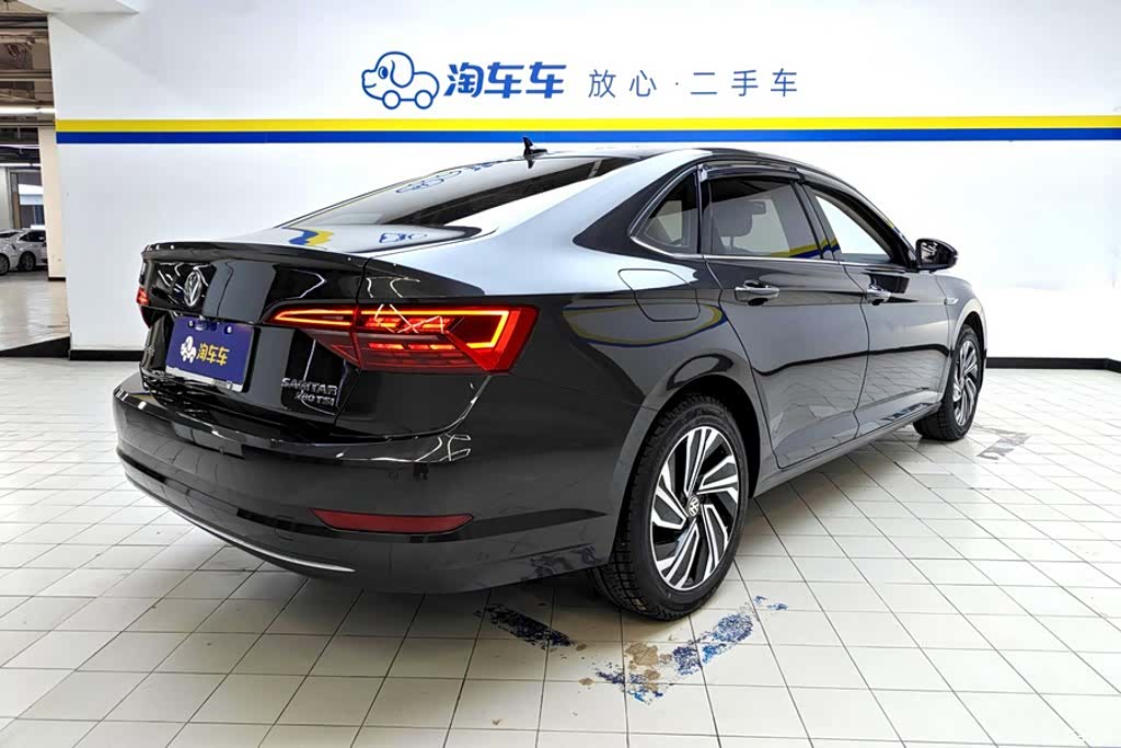 Volkswagen Sagitar, 2021 3