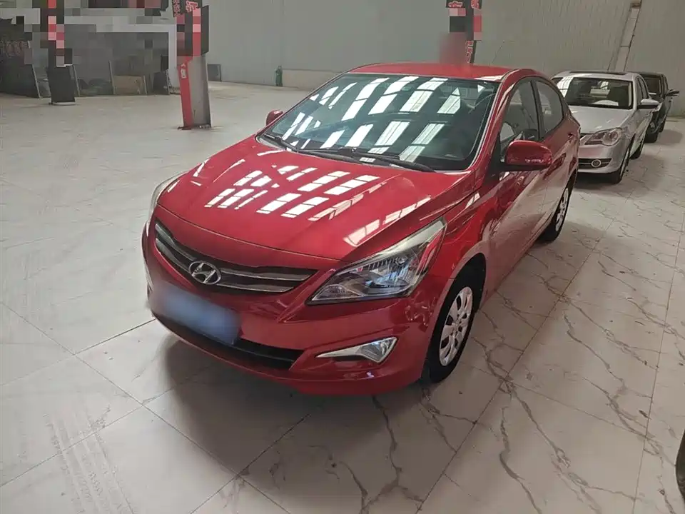 Hyundai Rena