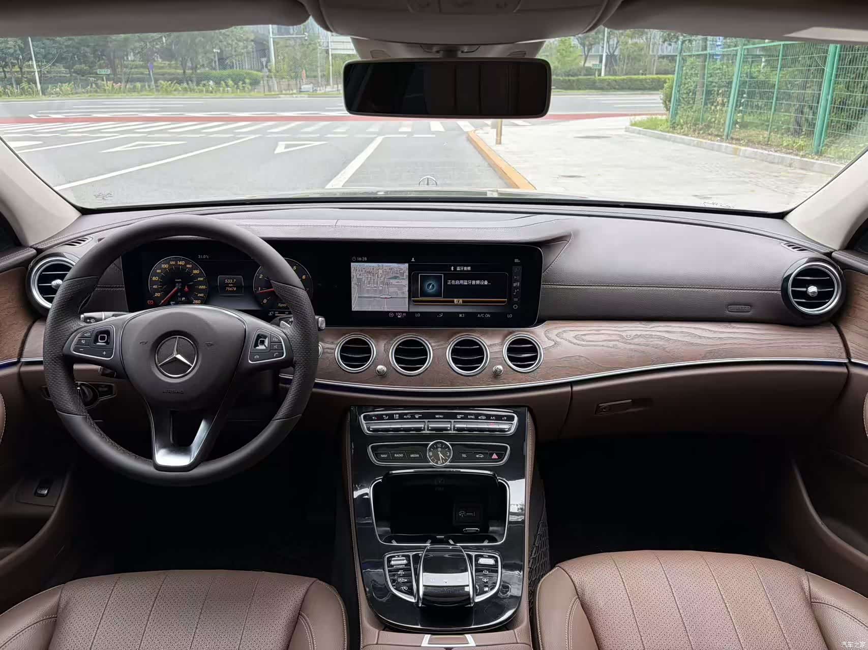 Mercedes-Benz E-Class, 2017 6