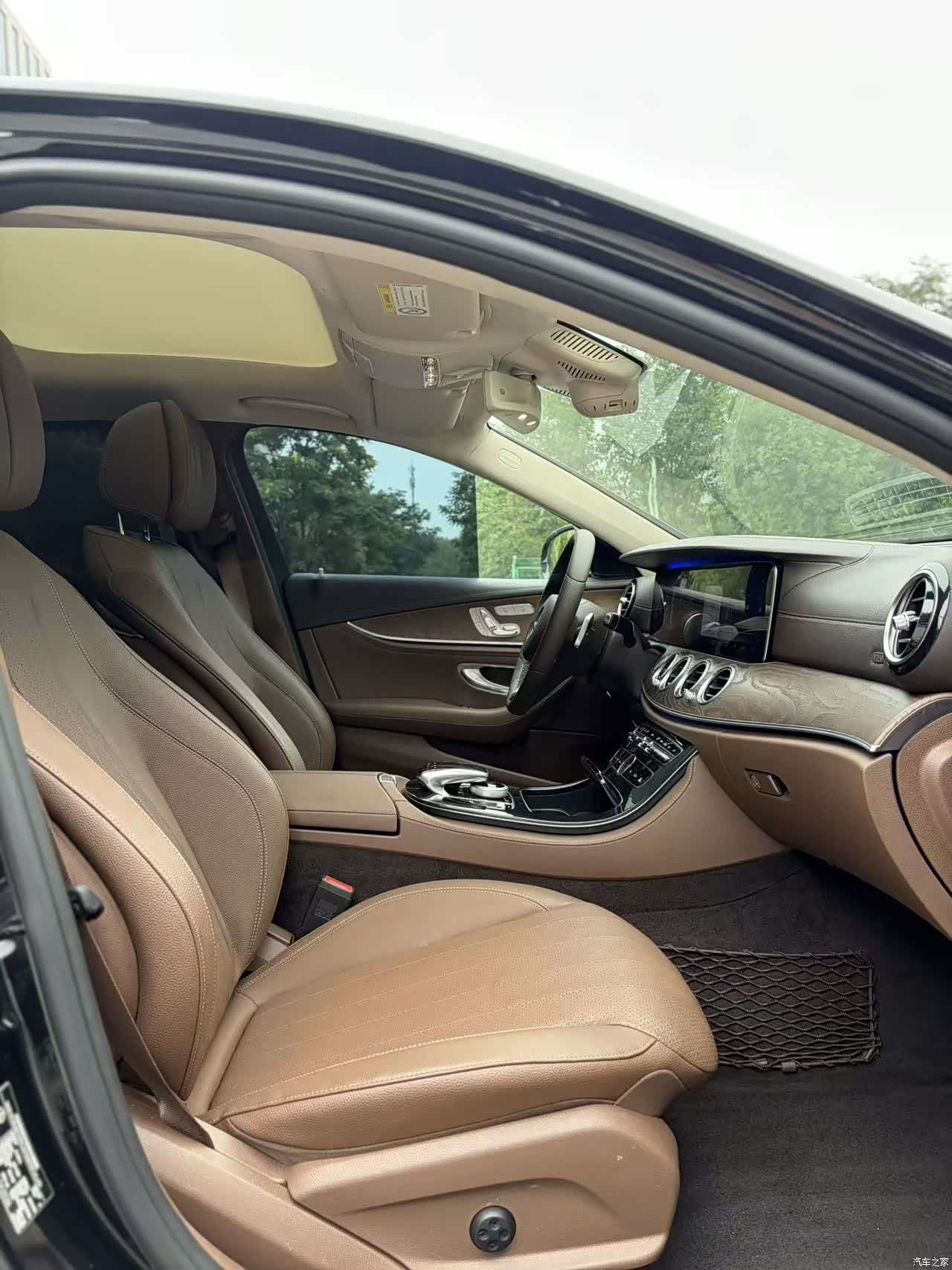 Mercedes-Benz E-Class, 2017 12