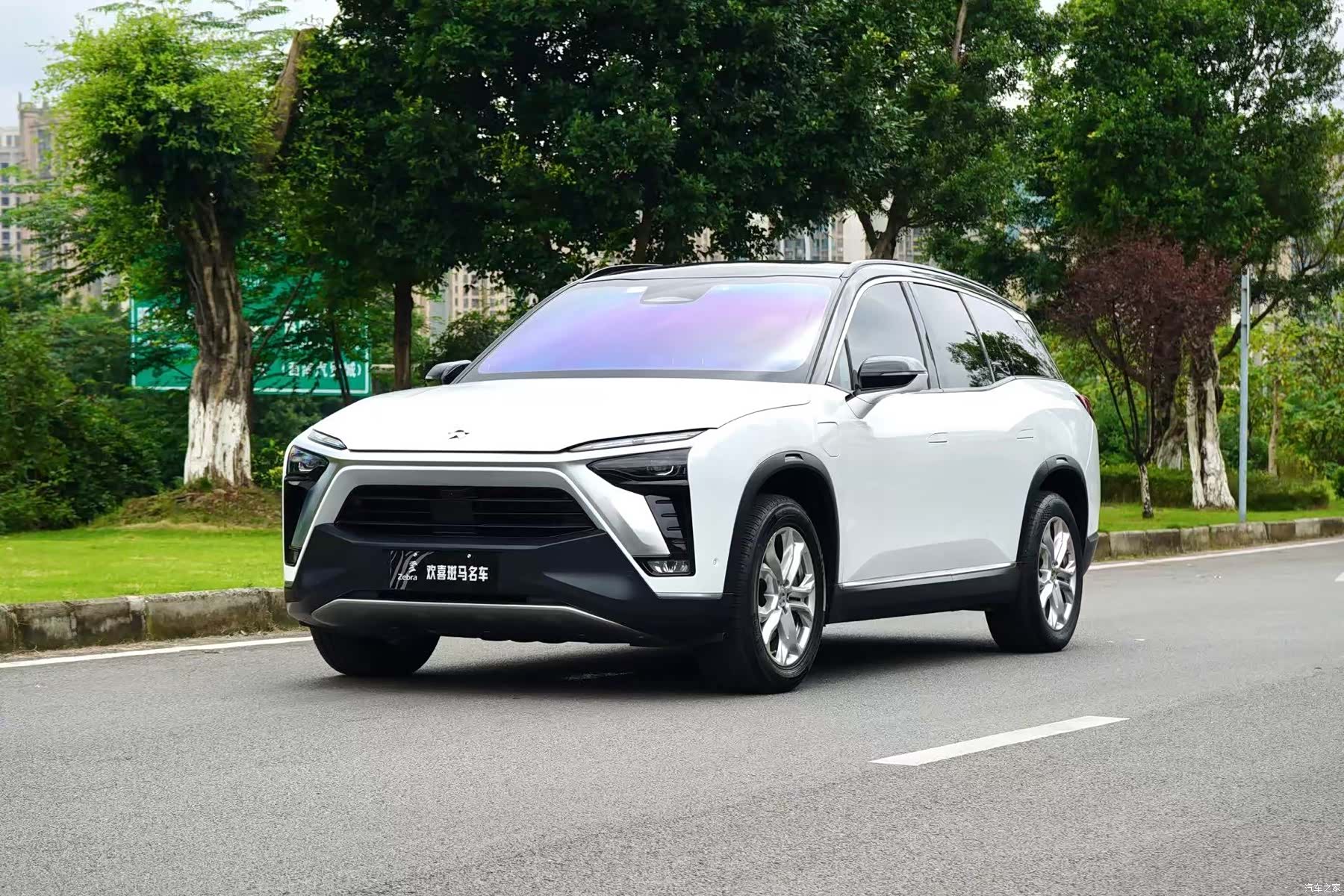 NIO ES8, 2021 1