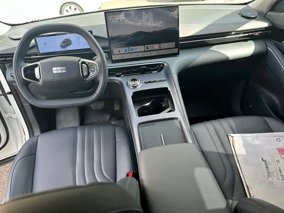 Geely Galaxy Galaxy E5