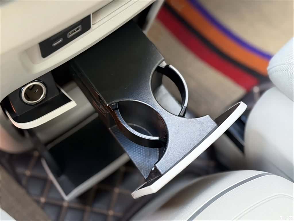 Buick GL8, 2023 2