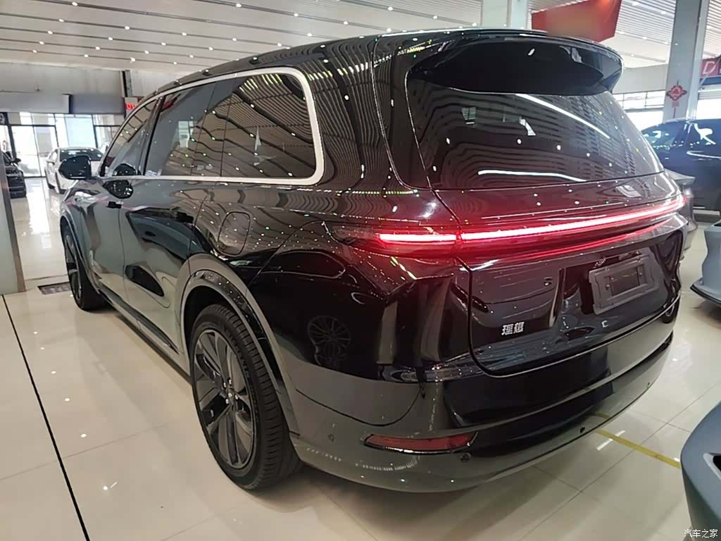 Li Auto L9, 2024 все фото
