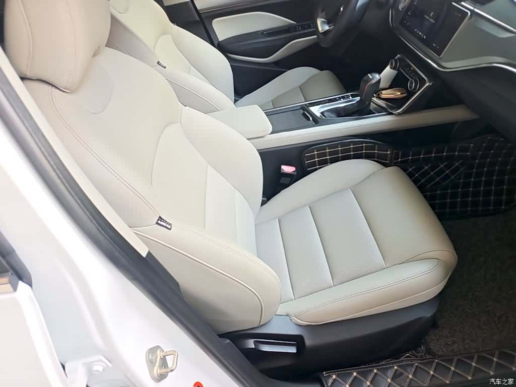 Geely Binray, 2018 25