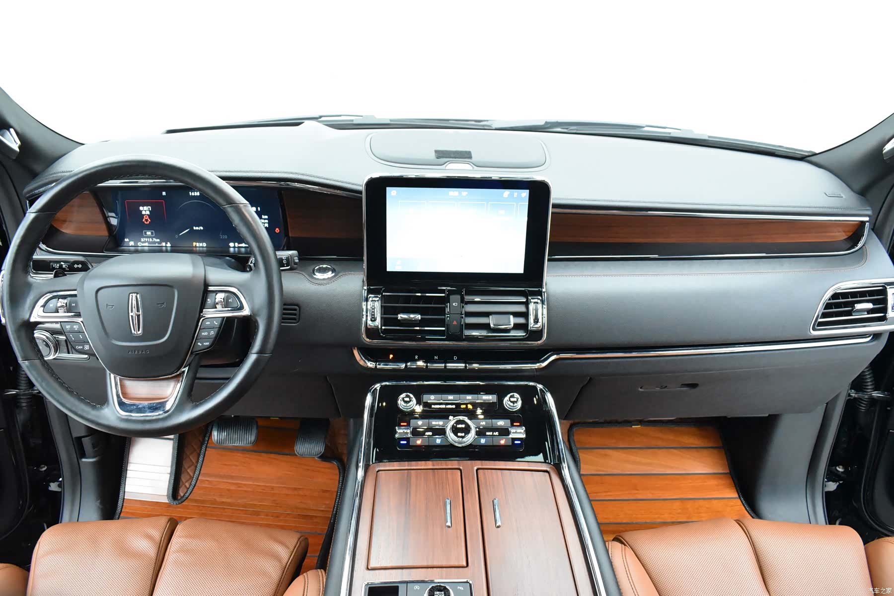 Lincoln Navigator, 2020 7