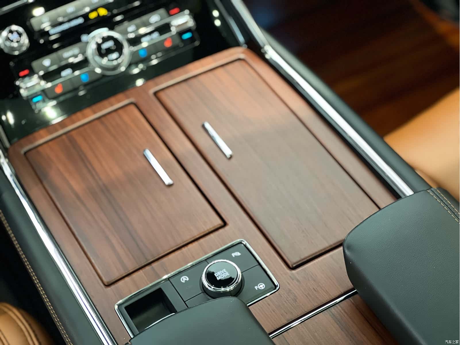 Lincoln Navigator, 2020 20