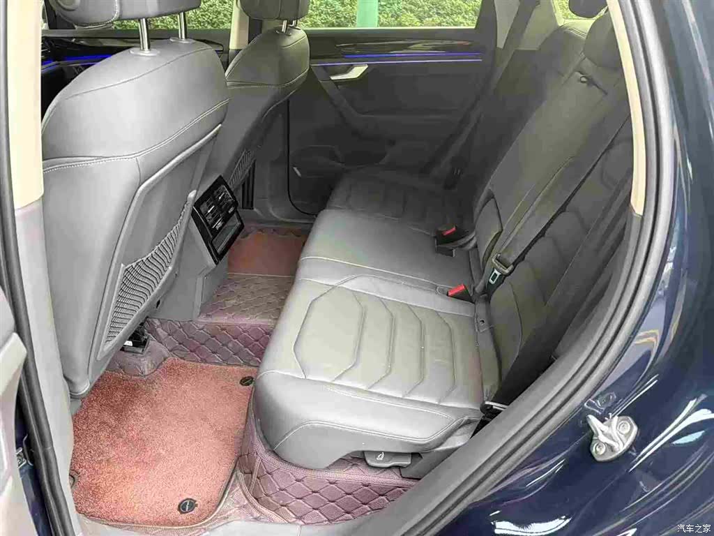 Volkswagen Touareg, 2024 4