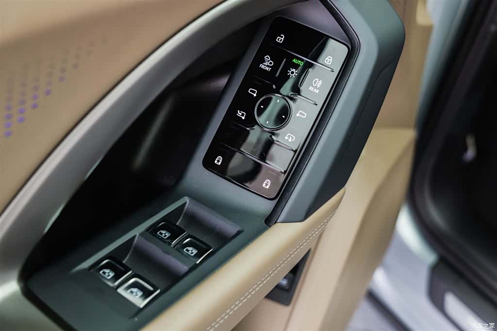Audi Q5L, 2026 16