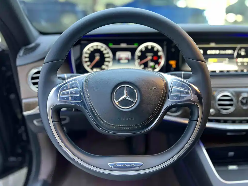 Mercedes-Benz S-class Mercedes-Benz S-class