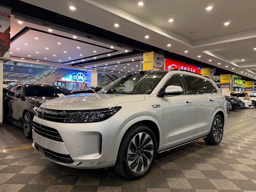 AITO M7