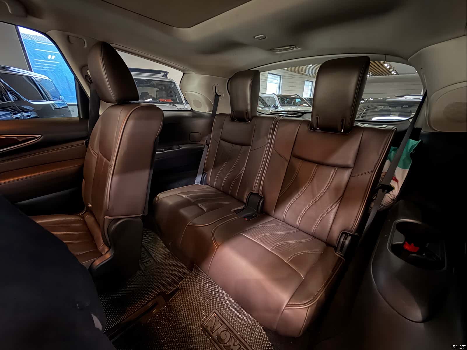 Infiniti QX60, 2016 10