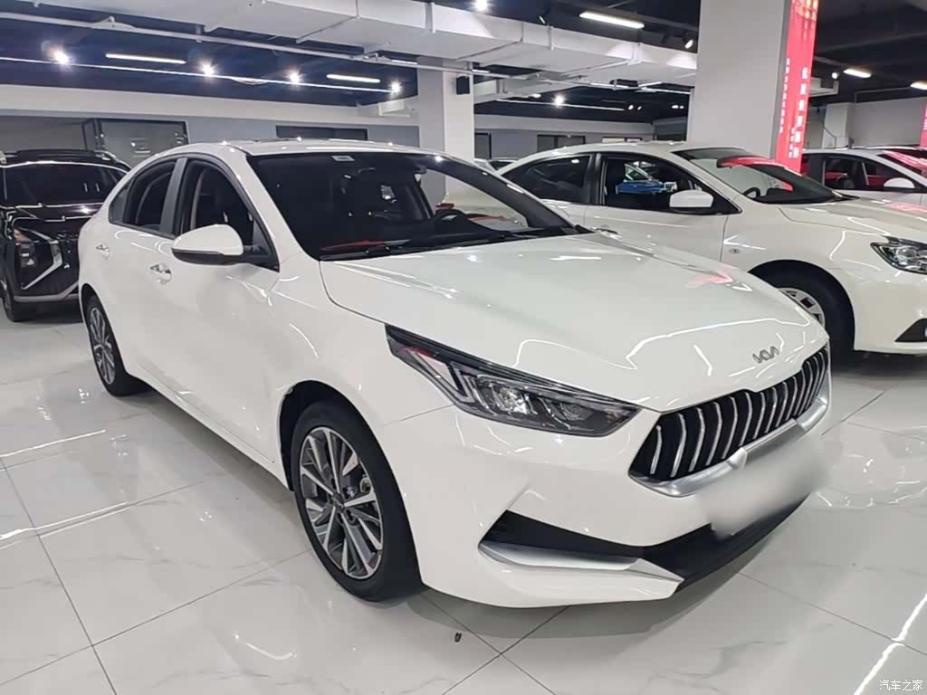 Kia K3, 2022 4