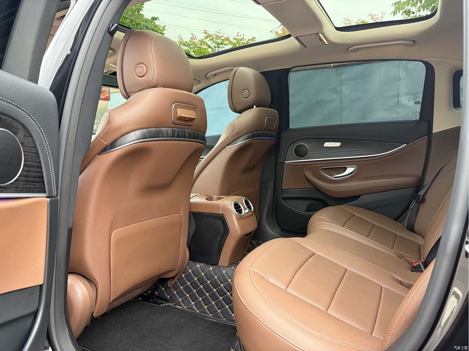 Mercedes-Benz E-Class, 2020 7