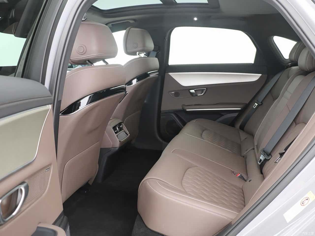 BYD Han, 2025 10