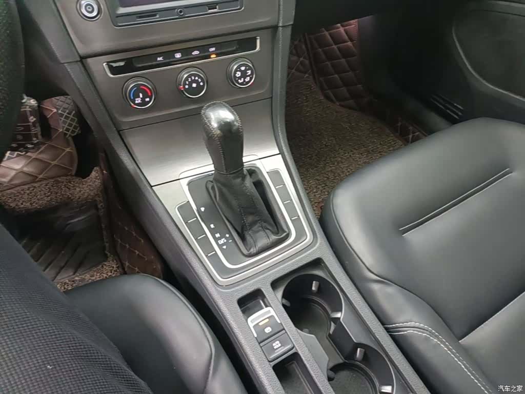 Volkswagen Golf, 2016 14