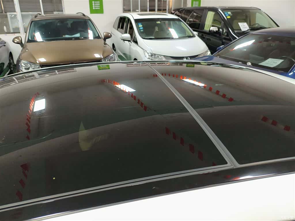 Mercedes-Benz E-Class, 2022 26