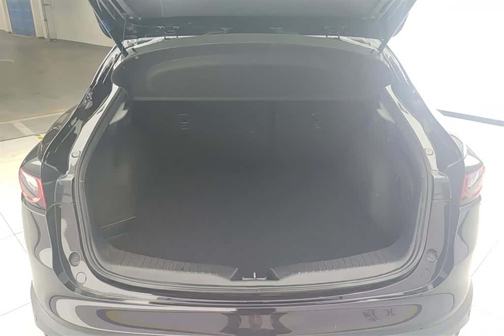 Mazda CX-4, 2021 4