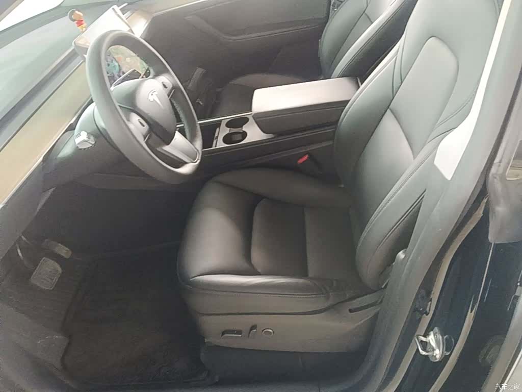 Tesla Model Y, 2021 15