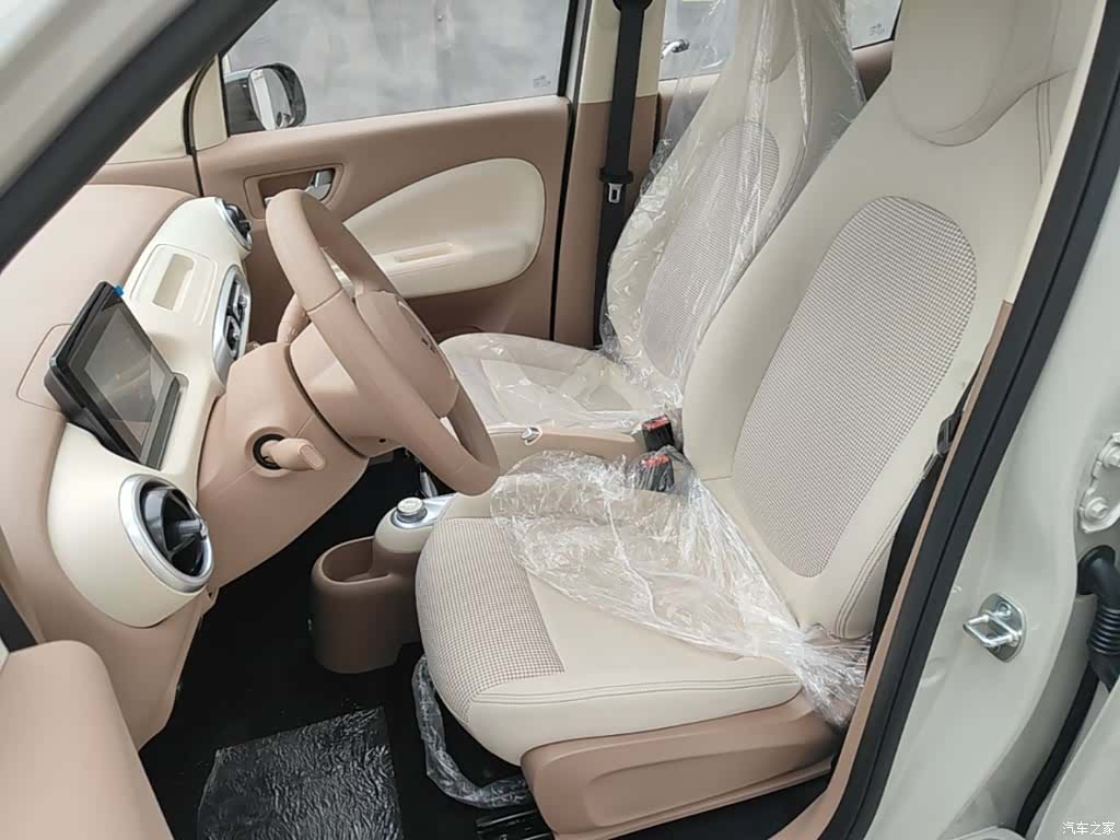 Wuling MINIEV, 2026 11