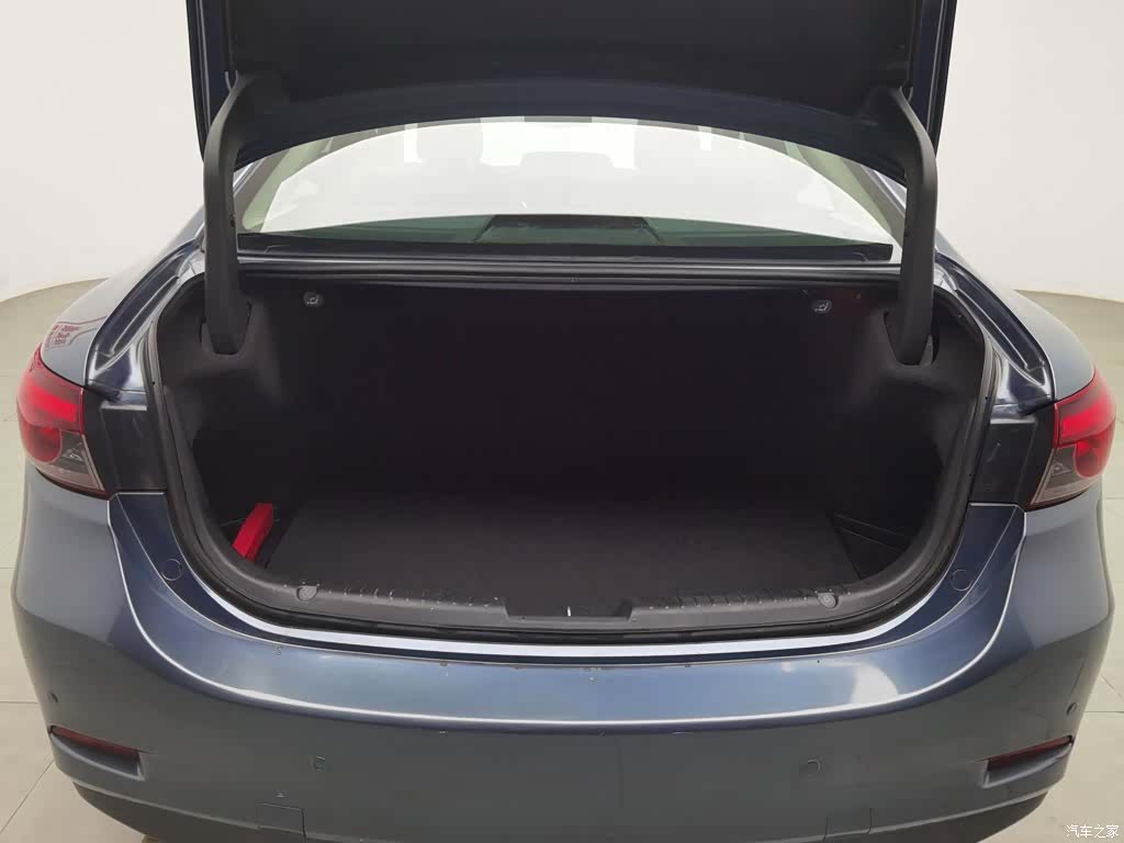 Mazda Atenza, 2016 16