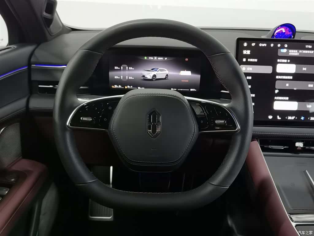 AITO M5, 2025 11