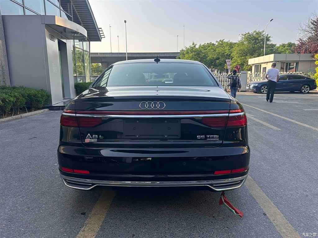 Audi A8L, 2018 6
