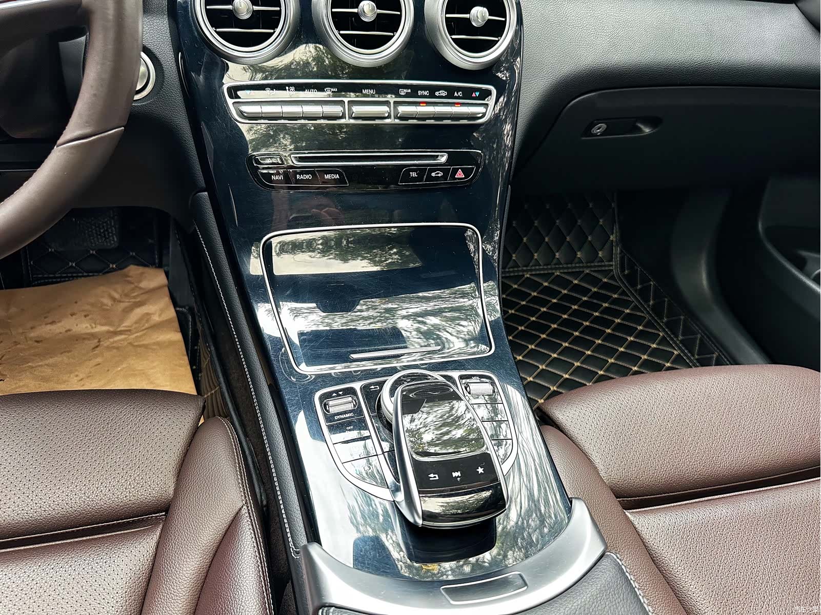 Mercedes-Benz GLC, 2018 15