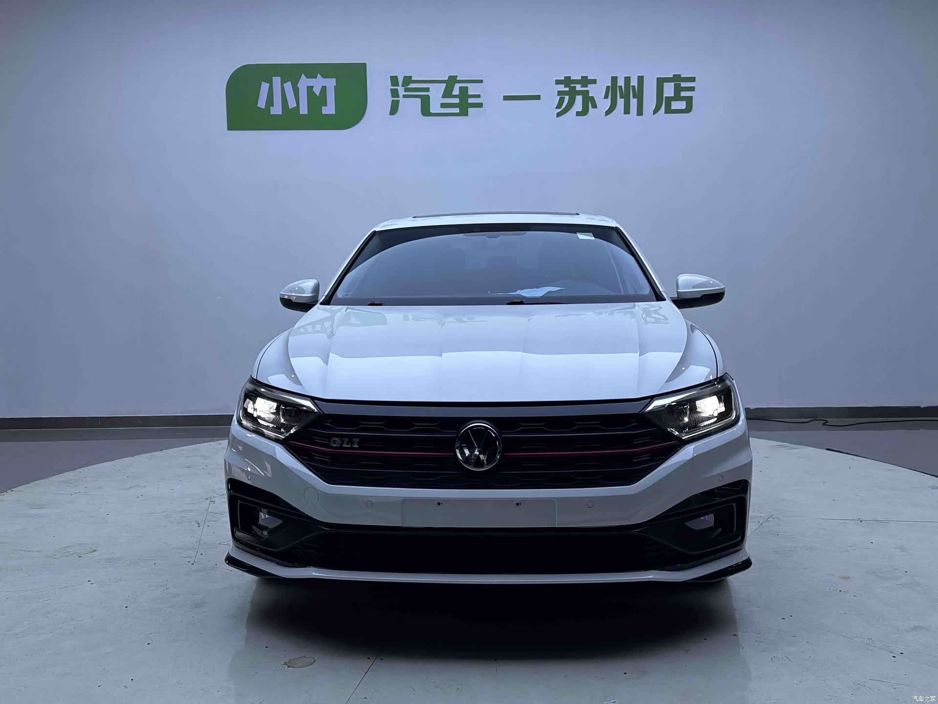 Volkswagen Sagitar, 2021 3