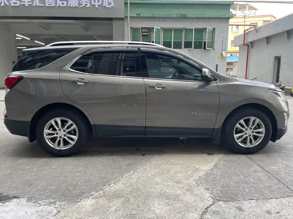 Chevrolet Explorer