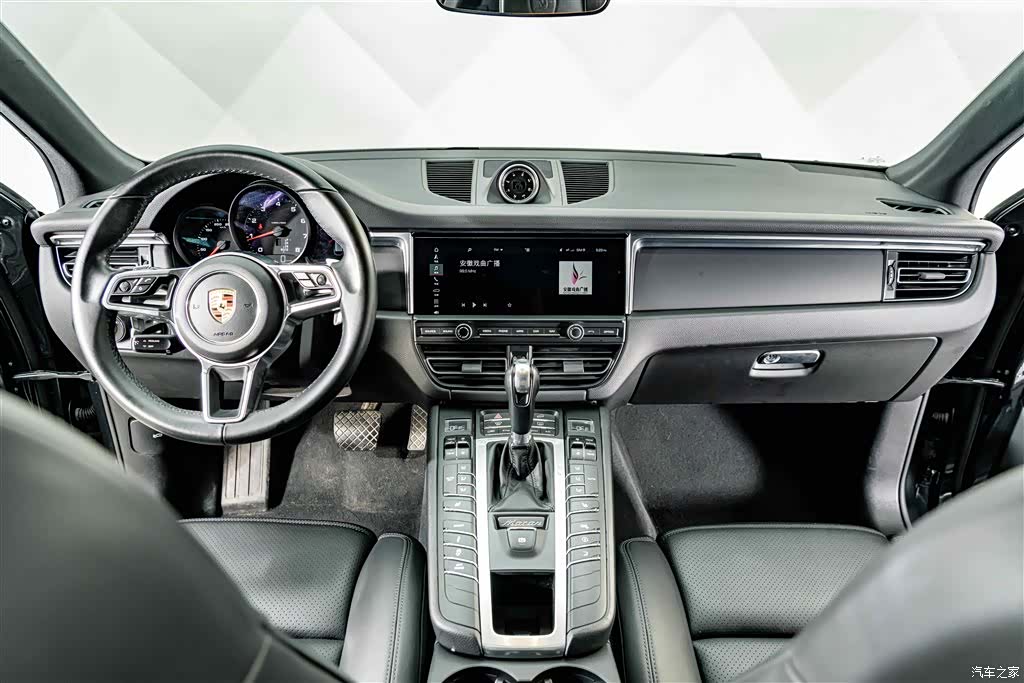 Porsche Macan, 2019 12