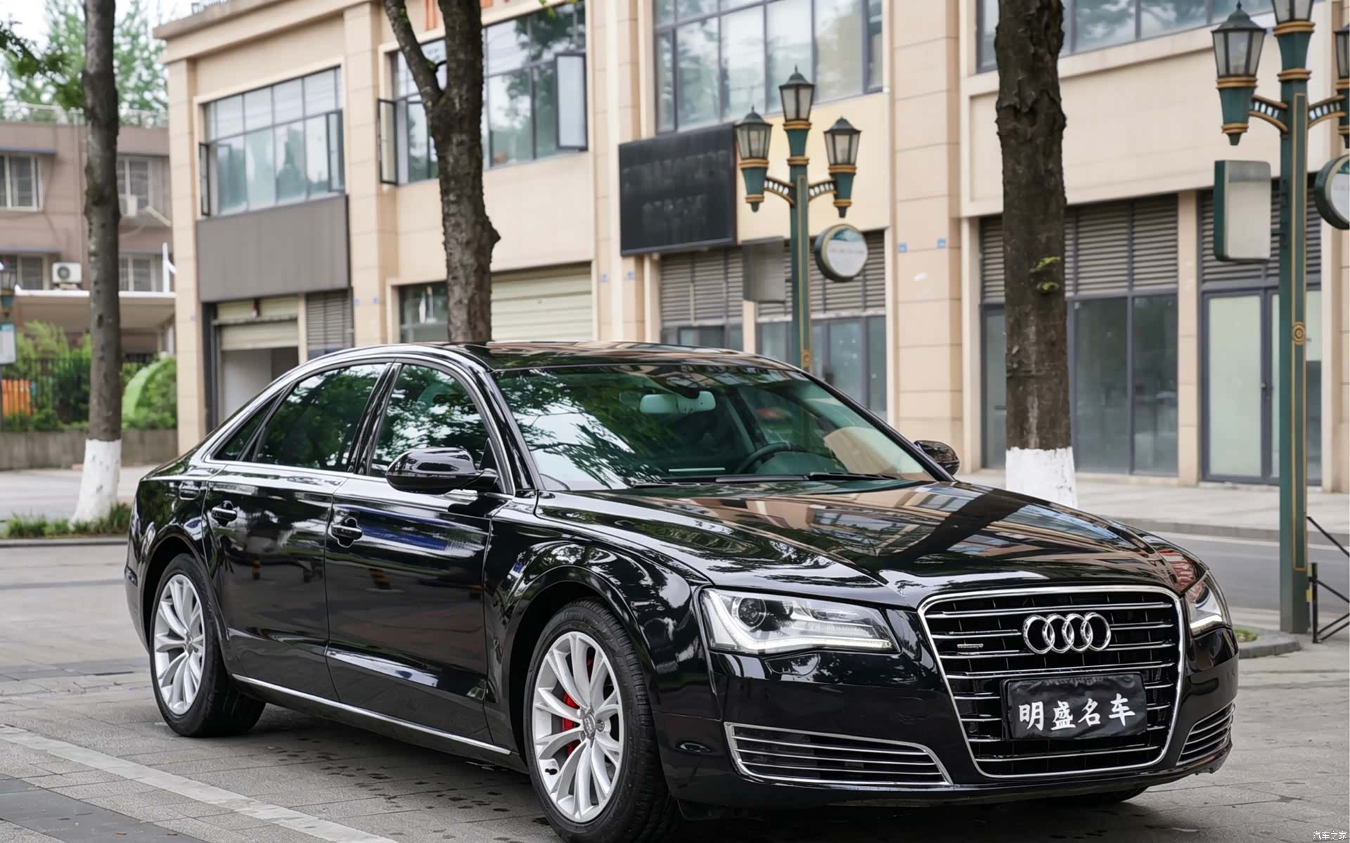 Audi A8L, 2012 3