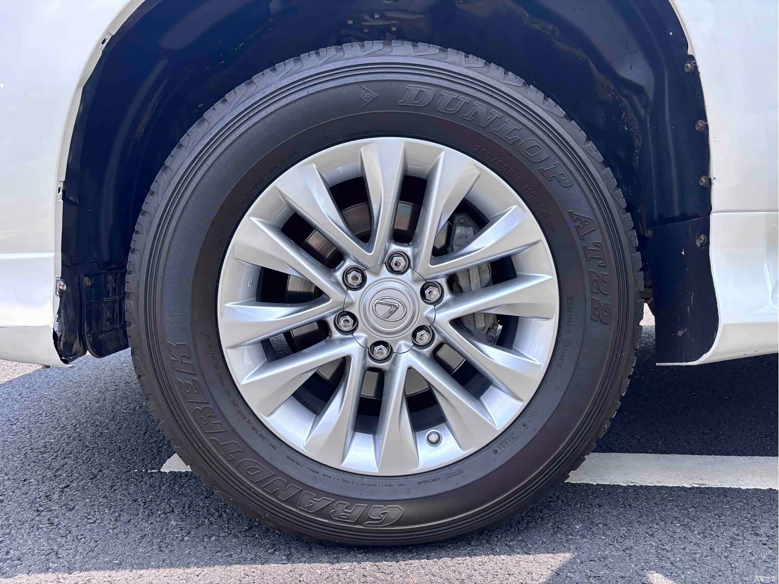 Lexus GX, 2016 13