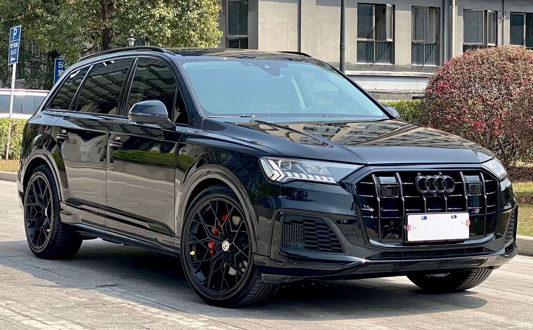 Audi Q7, 2021 все фото