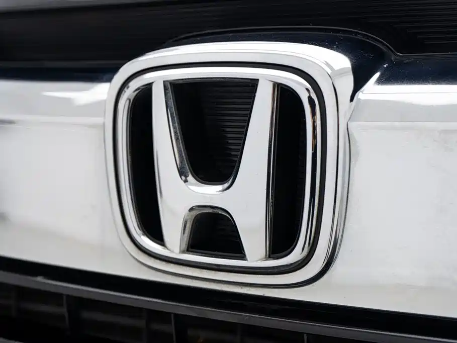 Honda Crown Road