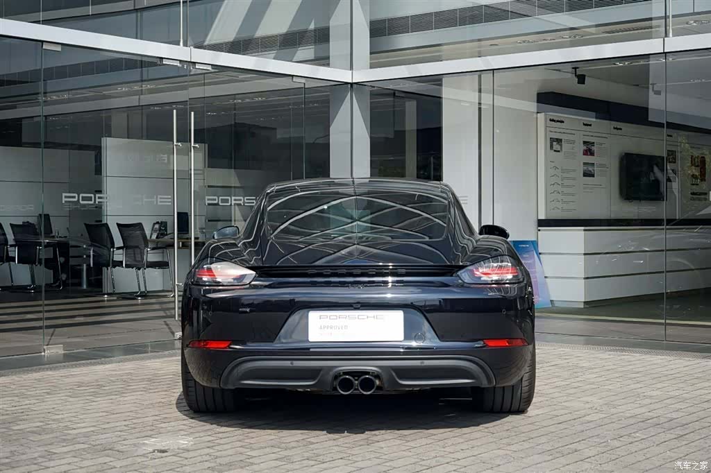 Porsche Cayman, 2025 6