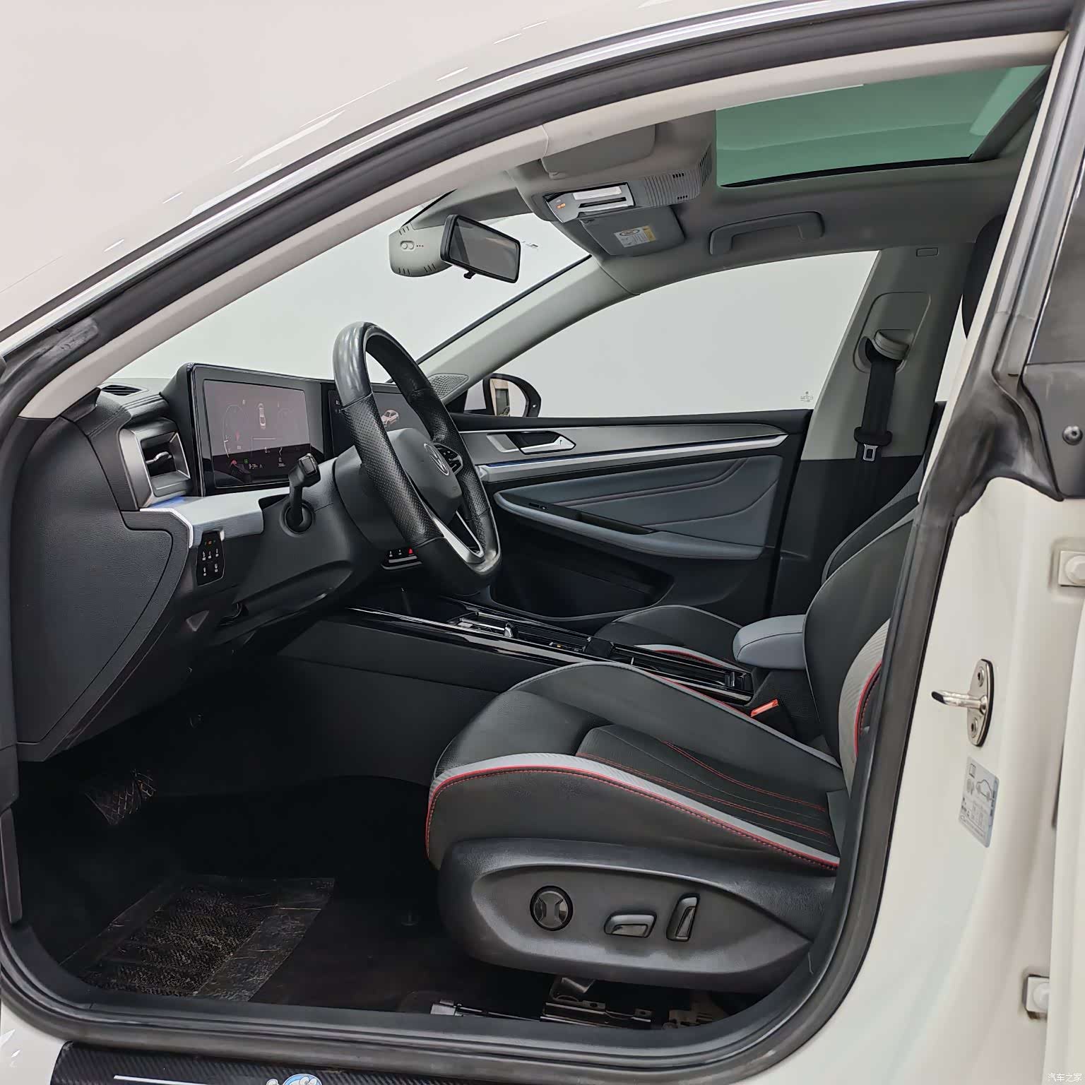 Volkswagen Lamando, 2022 9