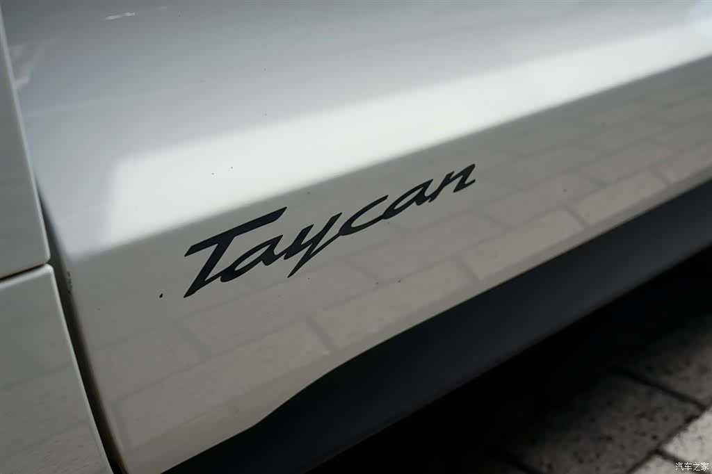 Porsche Taycan, 2022 20