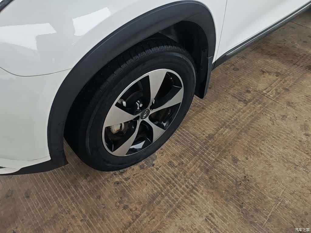 Chery Tiggo 7, 2016 23