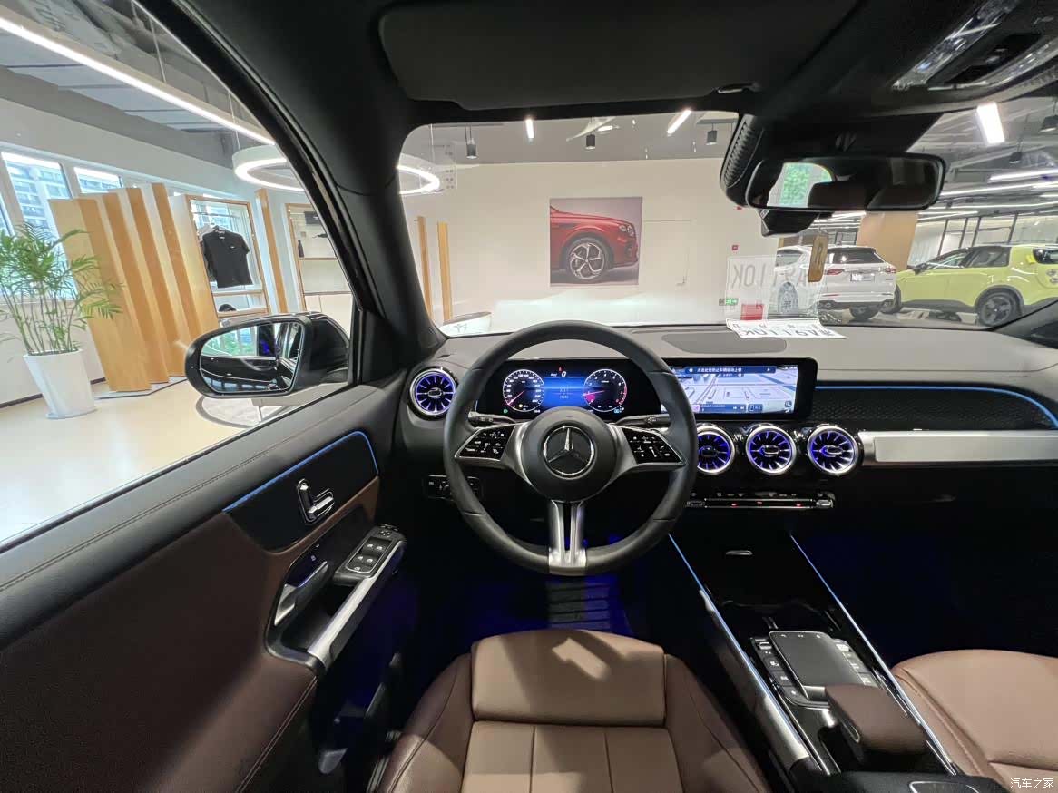 Mercedes-Benz GLB, 2024 12