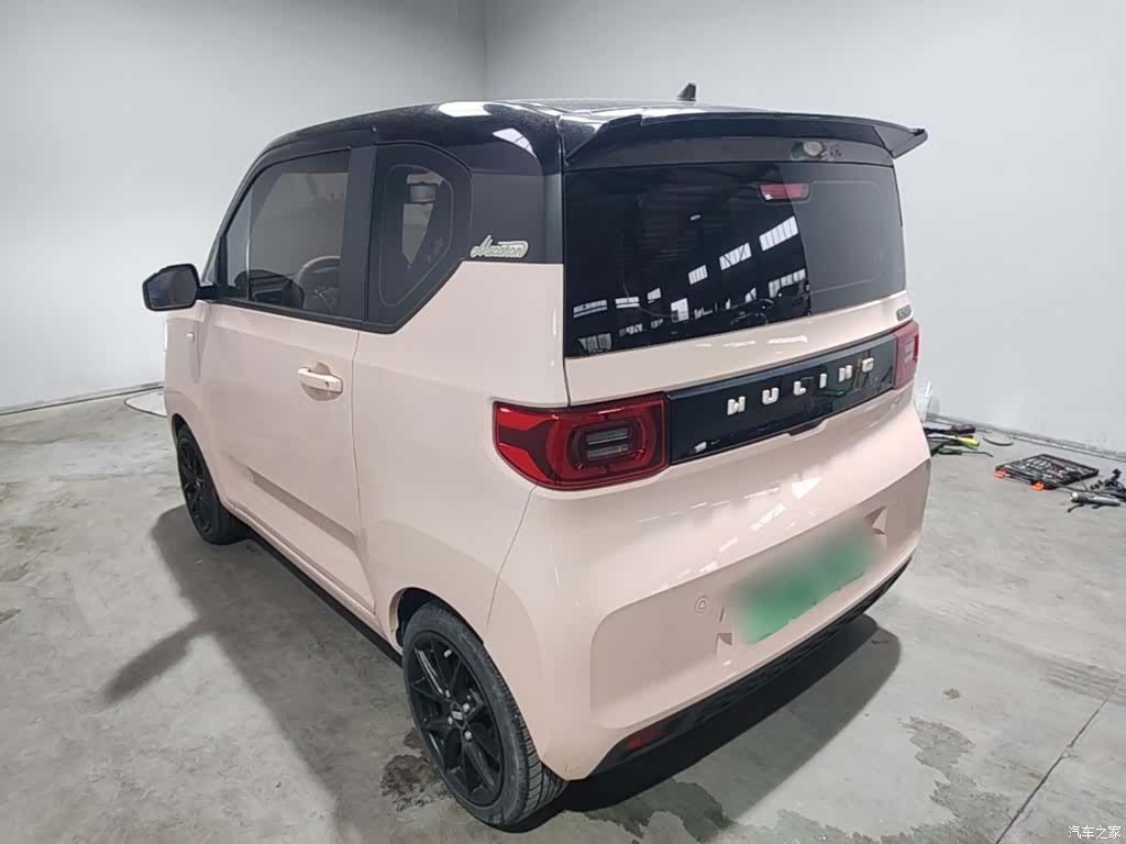 Wuling MINIEV, 2021 все фото
