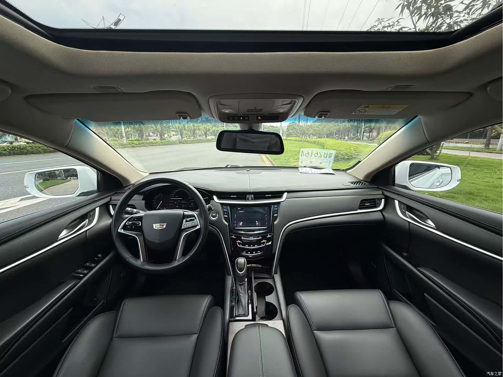 Cadillac XTS, 2018 11