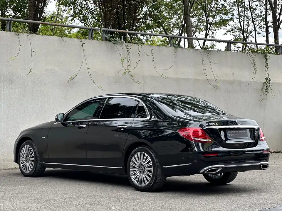 Mercedes-Benz E-class Mercedes-Benz E-class