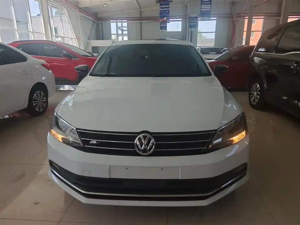 Volkswagen Sagitar