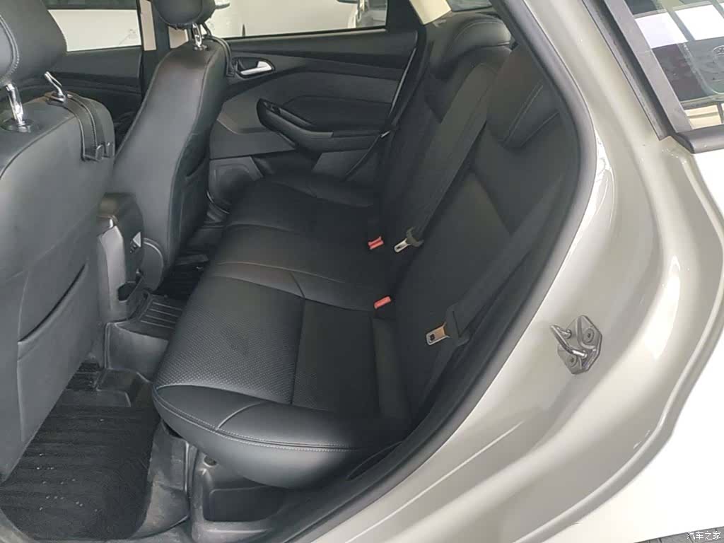 Ford Focus, 2018 17