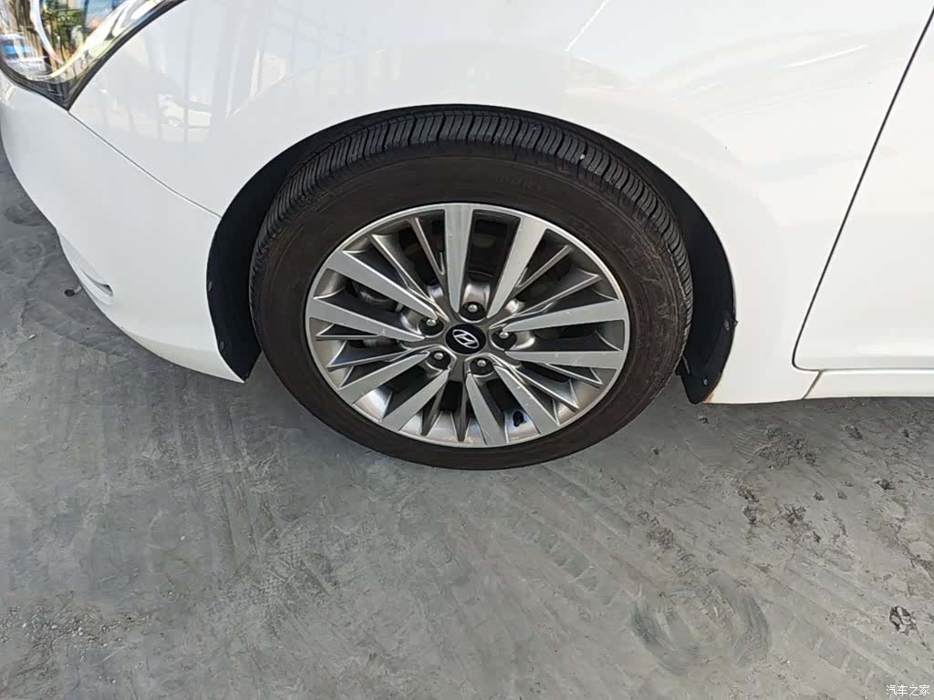 Hyundai GLS, 2018 25